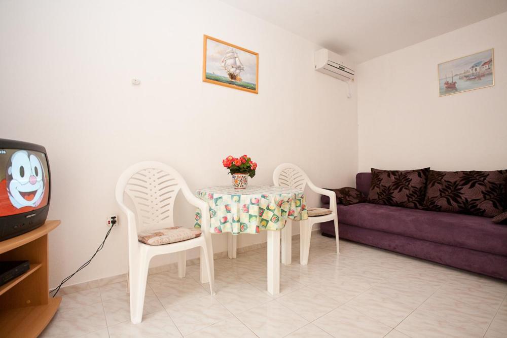 Apartments Mato photo 1