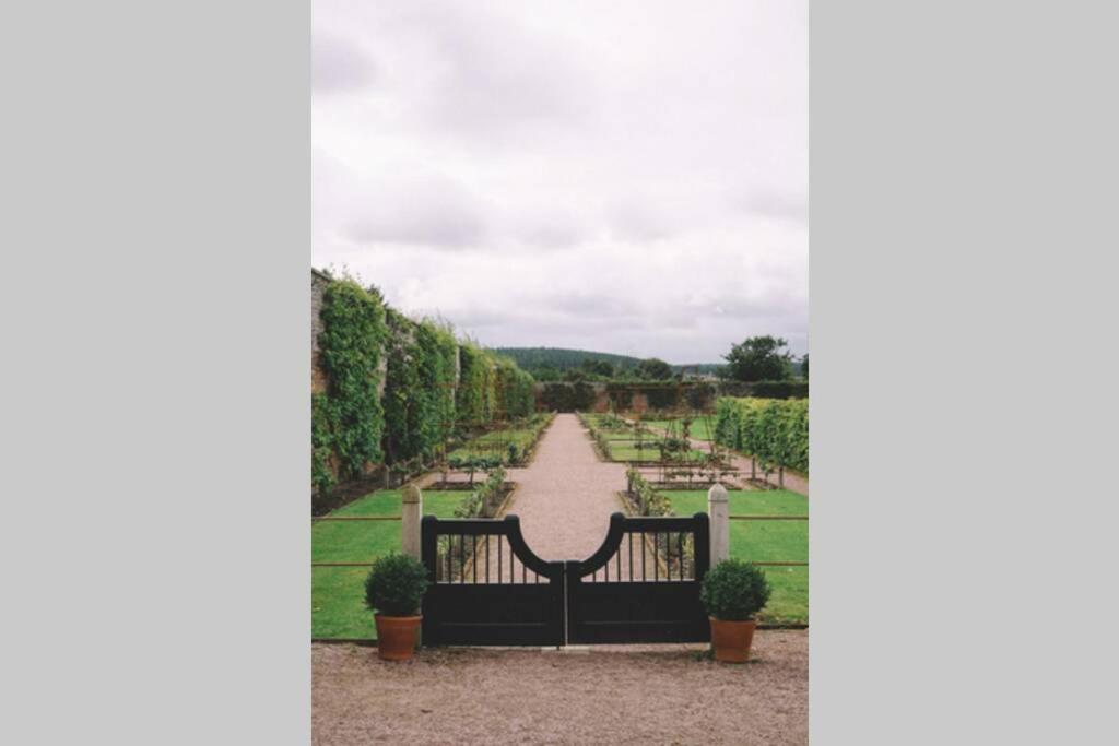 Garden Cottage, Fochabers photo 2