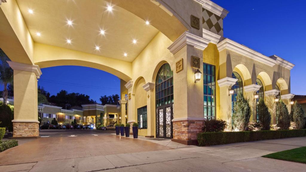 Best Western Woodland Hills Inn image