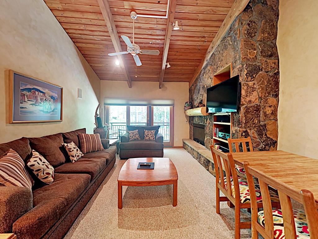 Timberline Condominiums 1 Bedroom plus Loft Standard Unit A3G image
