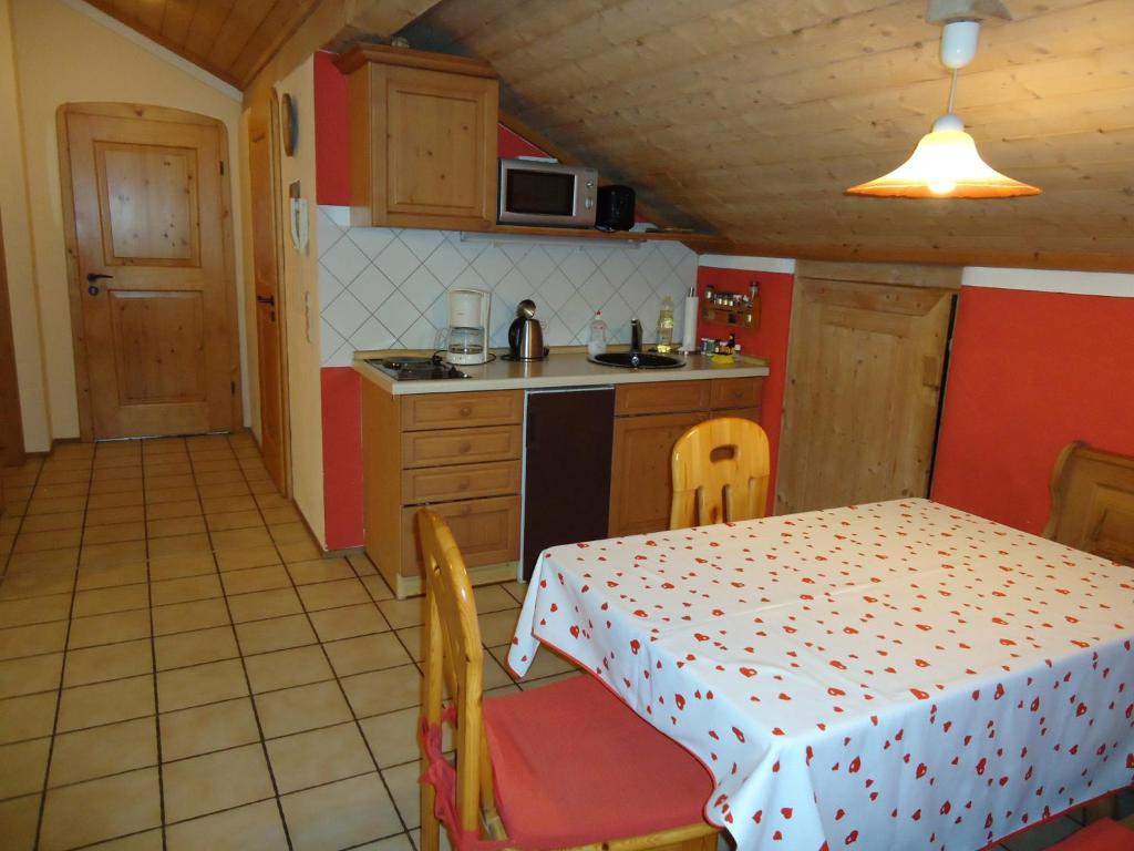 Ferienwohnung Wingen photo 2