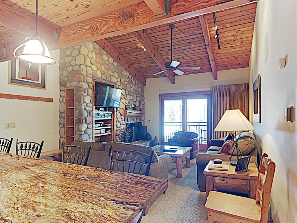 Timberline Condominiums 1 Bedroom plus Loft Deluxe Unit C3B image