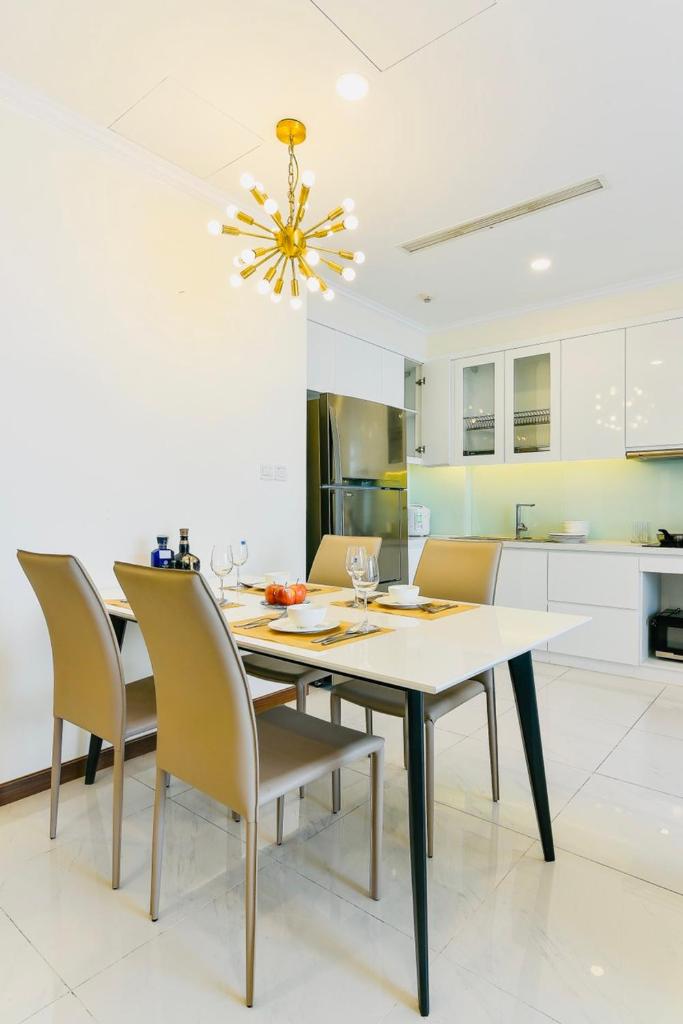 *BOM HOMES* VINHOMES CENTRAL PARK- LUXURY APARTMENT