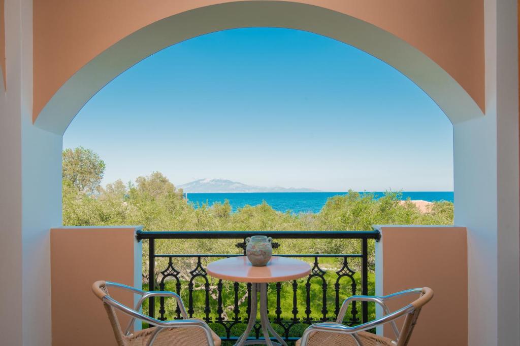 Kavos Psarou Studios & Apartments photo 2