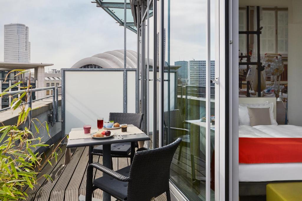 Hotel Indigo Berlin – Ku’damm, an IHG Hotel photo 3