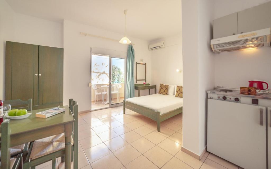 Akti Galinis - Beachfront Hotel - Tap to explore photos