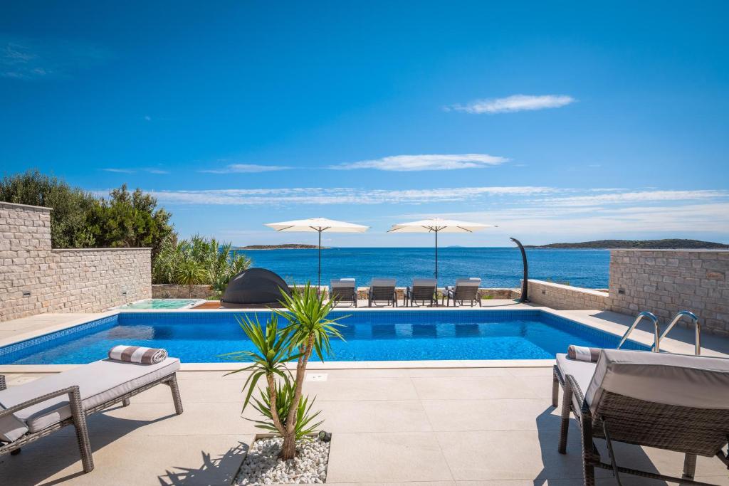 Villa Carisma island Vis photo 2