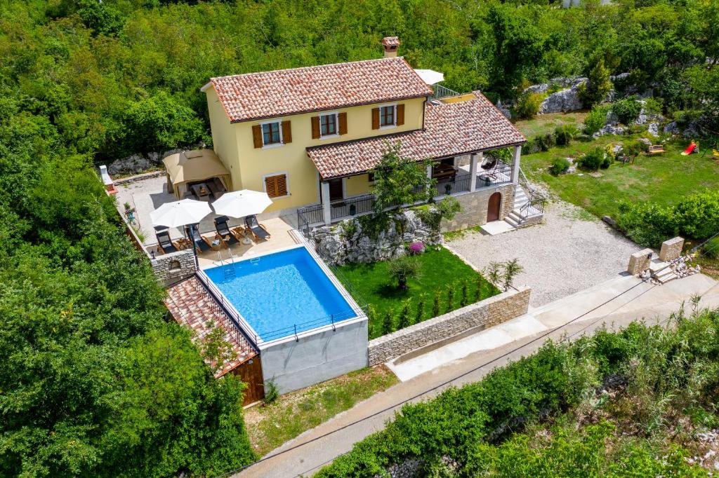 Villa Gogli with private pool in Rabac Labin photo 1