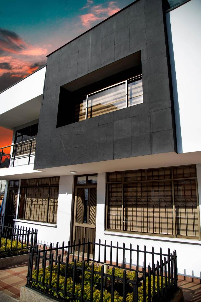 Apartamentos Maridiaz a 7 minutos de todo lo que necesitas !!! photo 3