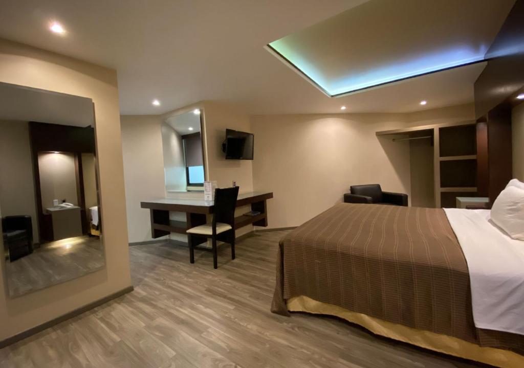 Двухместный (Улучшенный номер с кроватью размера «king-size»), Hotel Cartagena