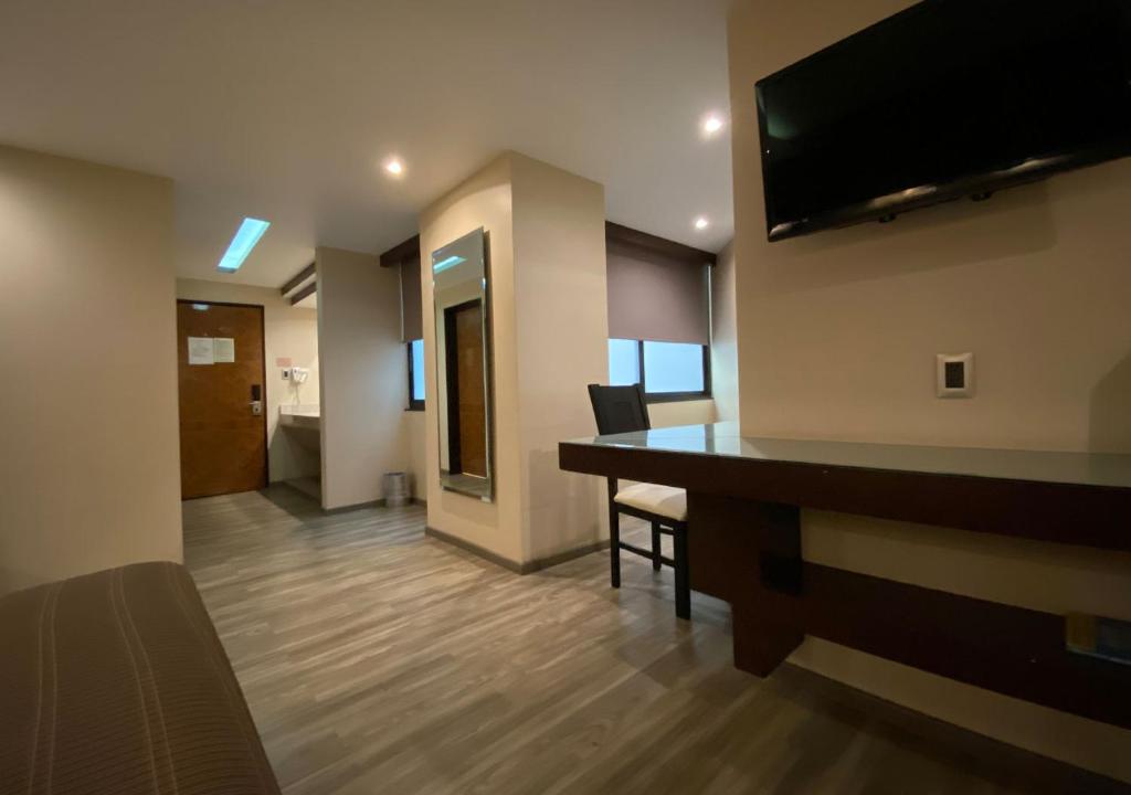 Двухместный (Улучшенный номер с кроватью размера «king-size»), Hotel Cartagena