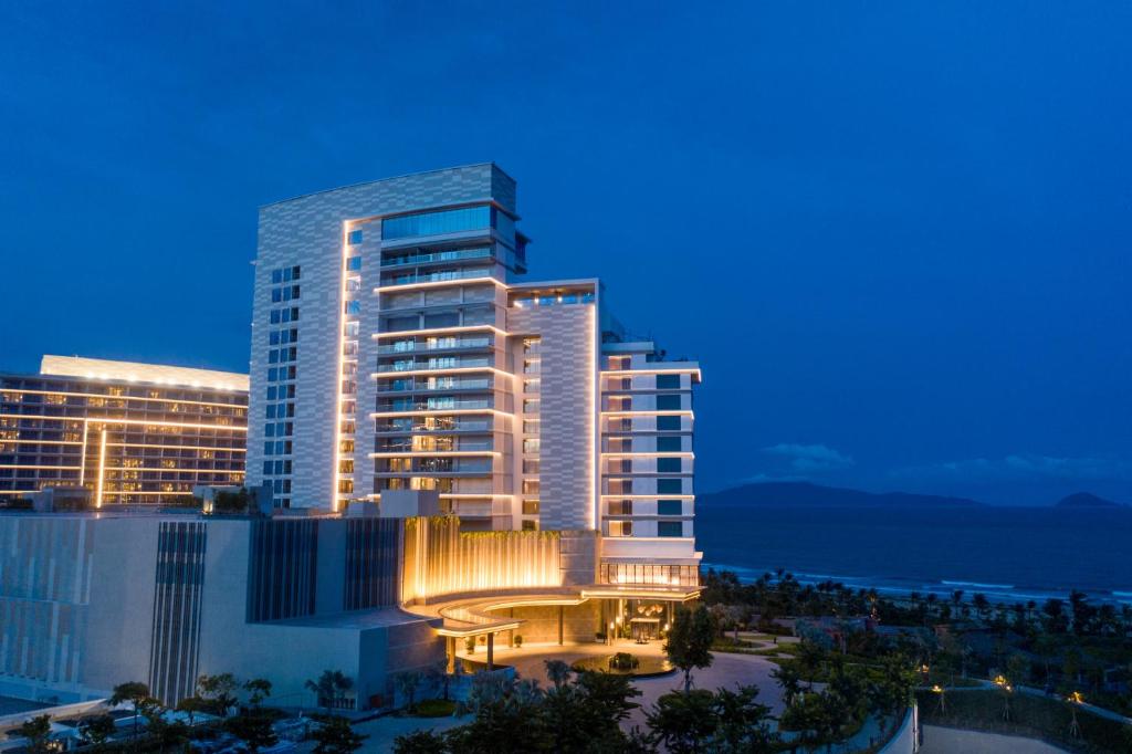 Hoiana Hotel & Suites