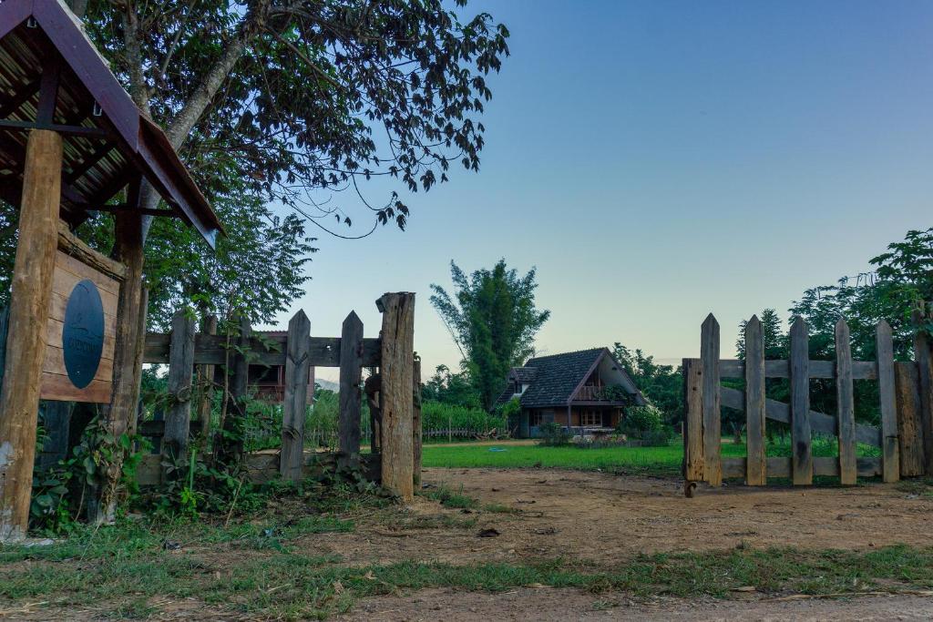 Cozycomo Chiang Dao - Wiang Mek photo 1
