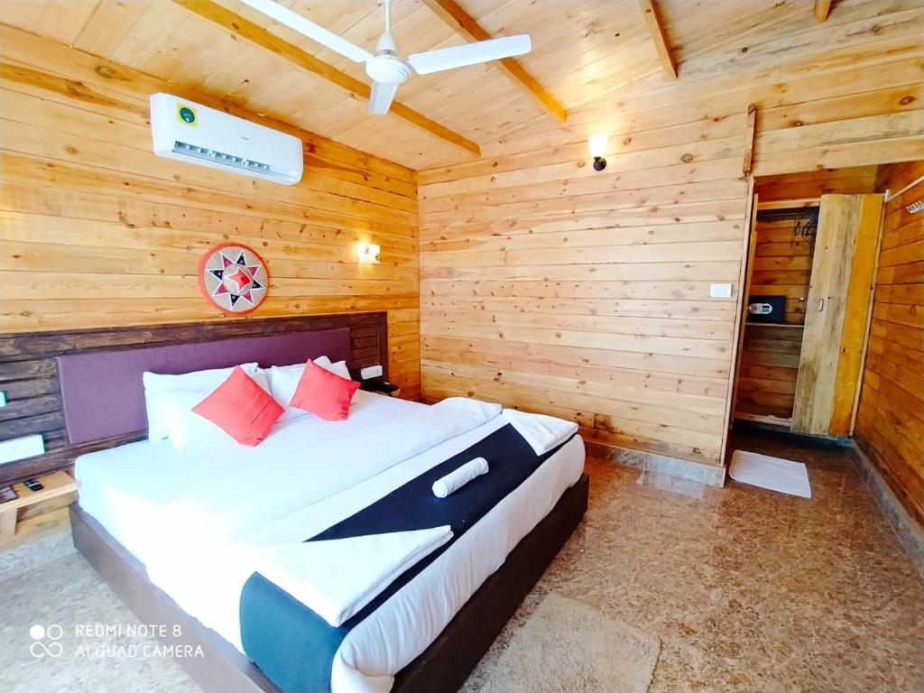 Трехместный (Трехместный номер Делюкс), Bliss Water Resort