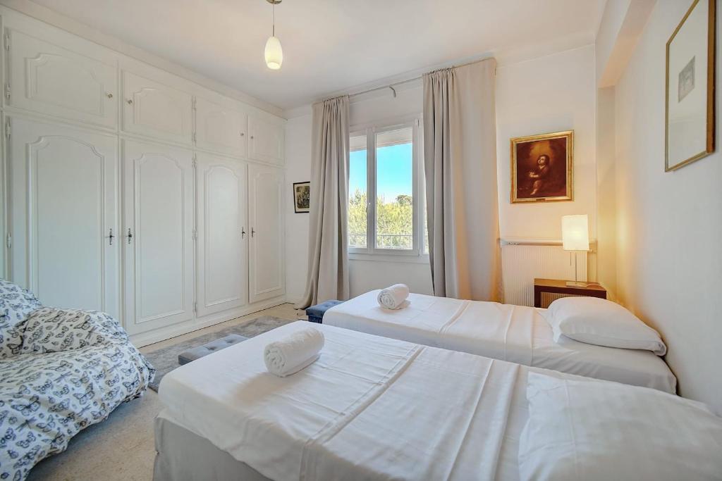 Upstays - Close beaches- Beautiful terrace - Tap to explore photos