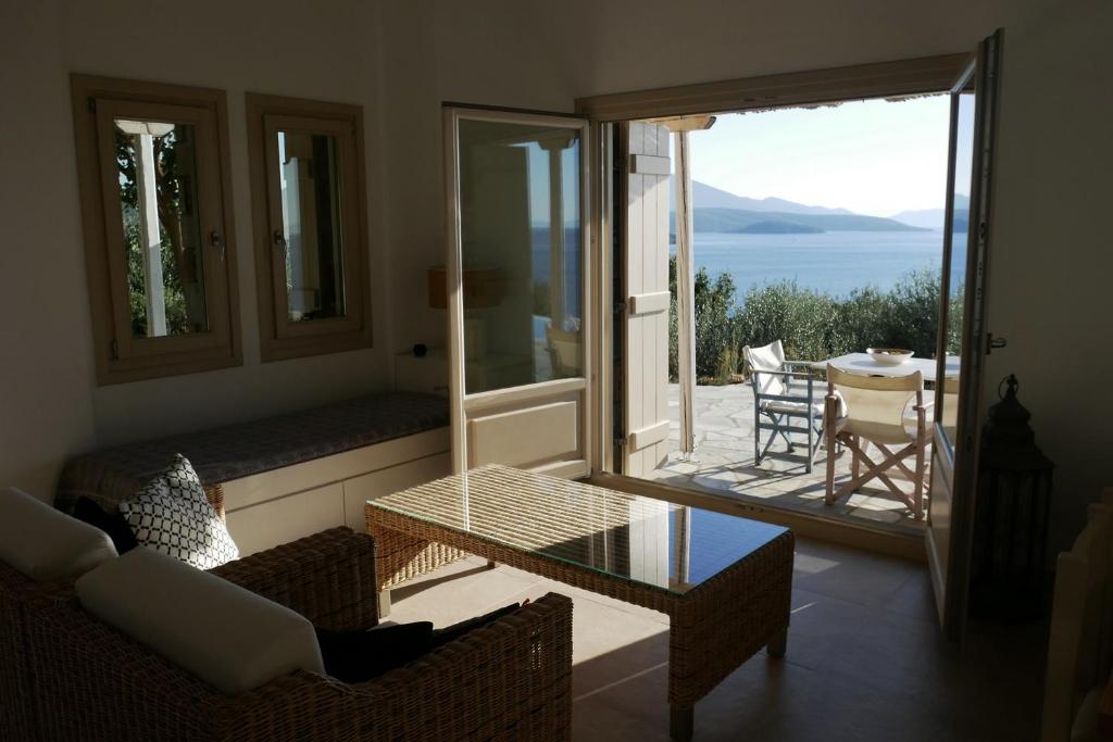 Notus Villa photo 1