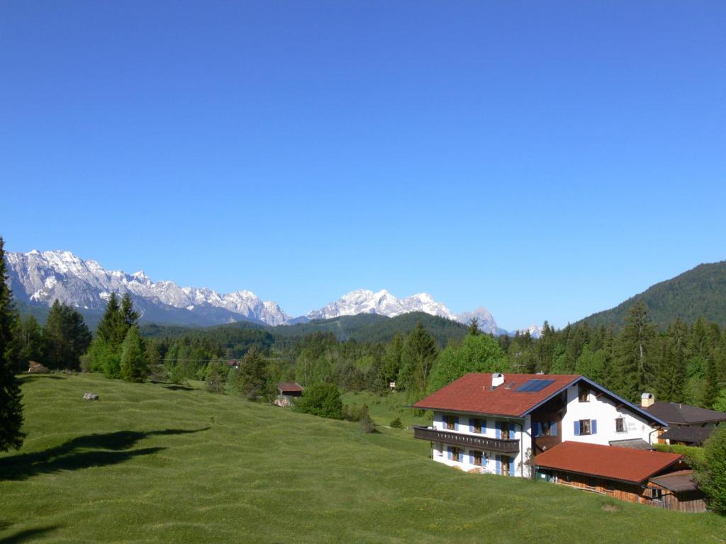 Ferienwohnungen Arnika photo 3