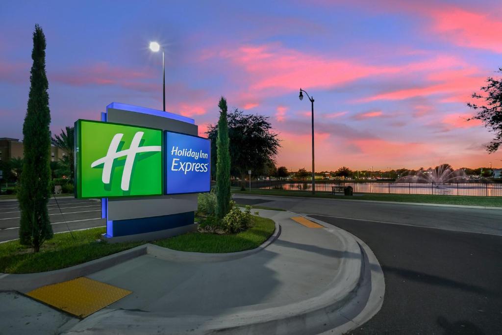 Holiday Inn Express - Jacksonville South Bartram Prk, an IHG Hotel