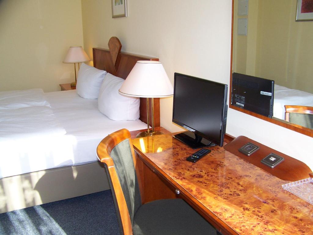 Двухместный (Двухместный номер с 1 кроватью и общей ванной комнатой), Hotel Amadeus Central