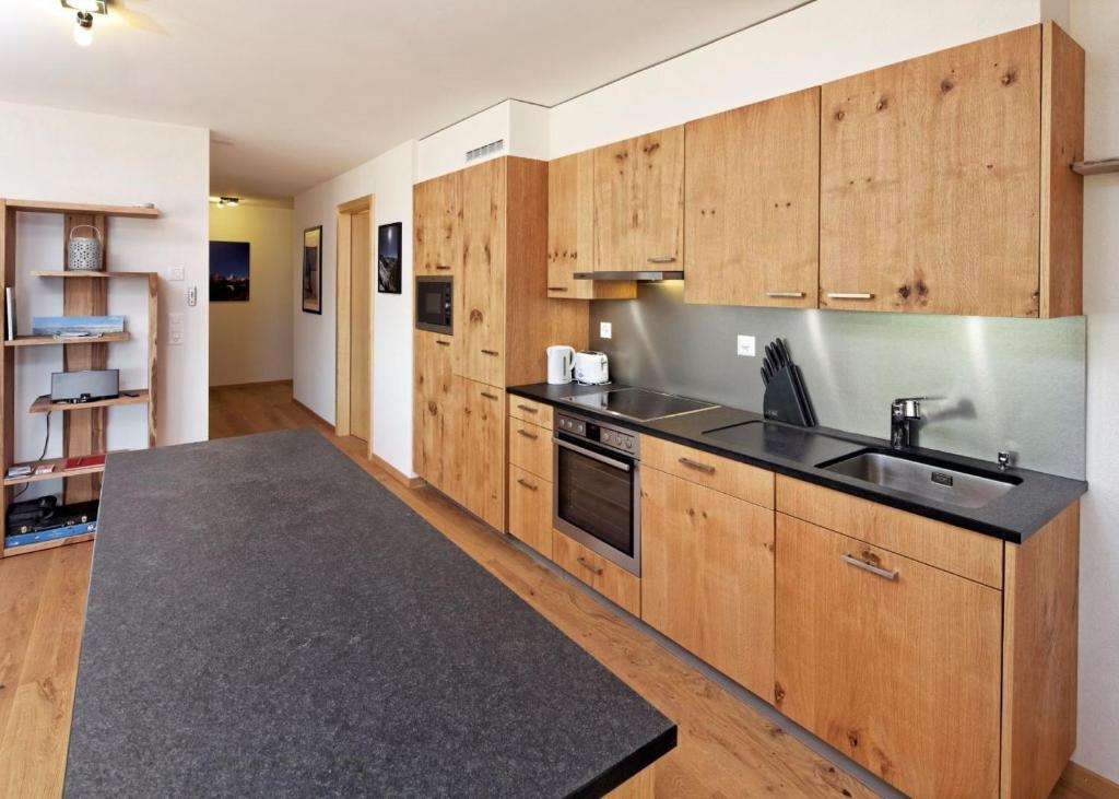 Ski in Ski out LUXURY & MOUNTAIN apartments by Alpvision Résidences photo 3