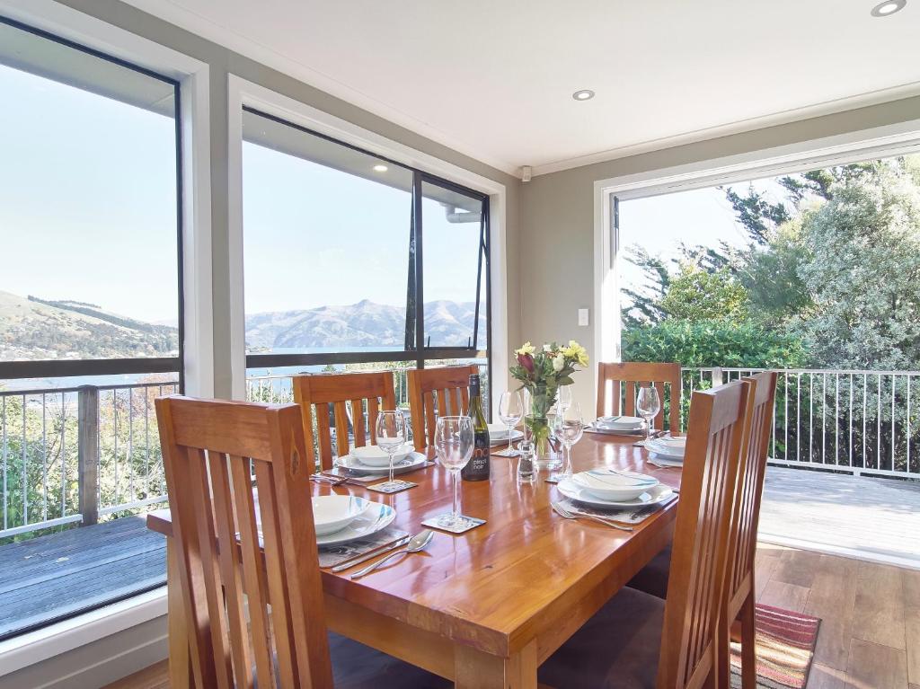 Tiro Treasure - Akaroa Holiday Home photo 2