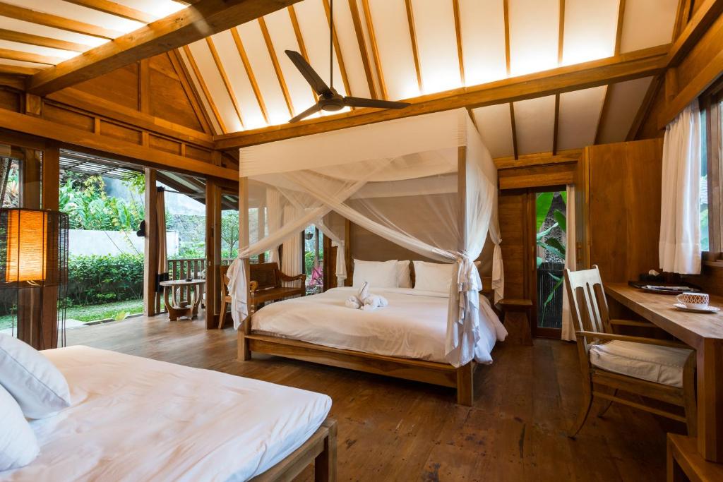 Вилла (Wooden One-Bedroom Suite with Garden View), De Ubud Villas & Spa
