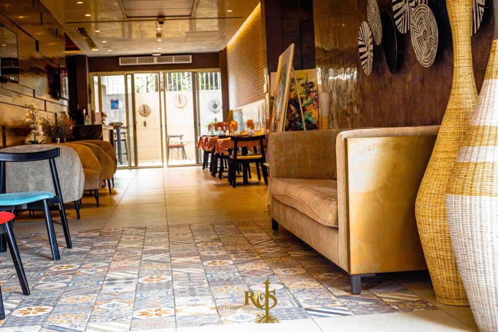 Roots Hotel Apartments Abidjan photo 3