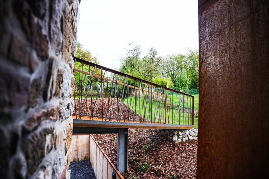 Amazon Corten photo 4