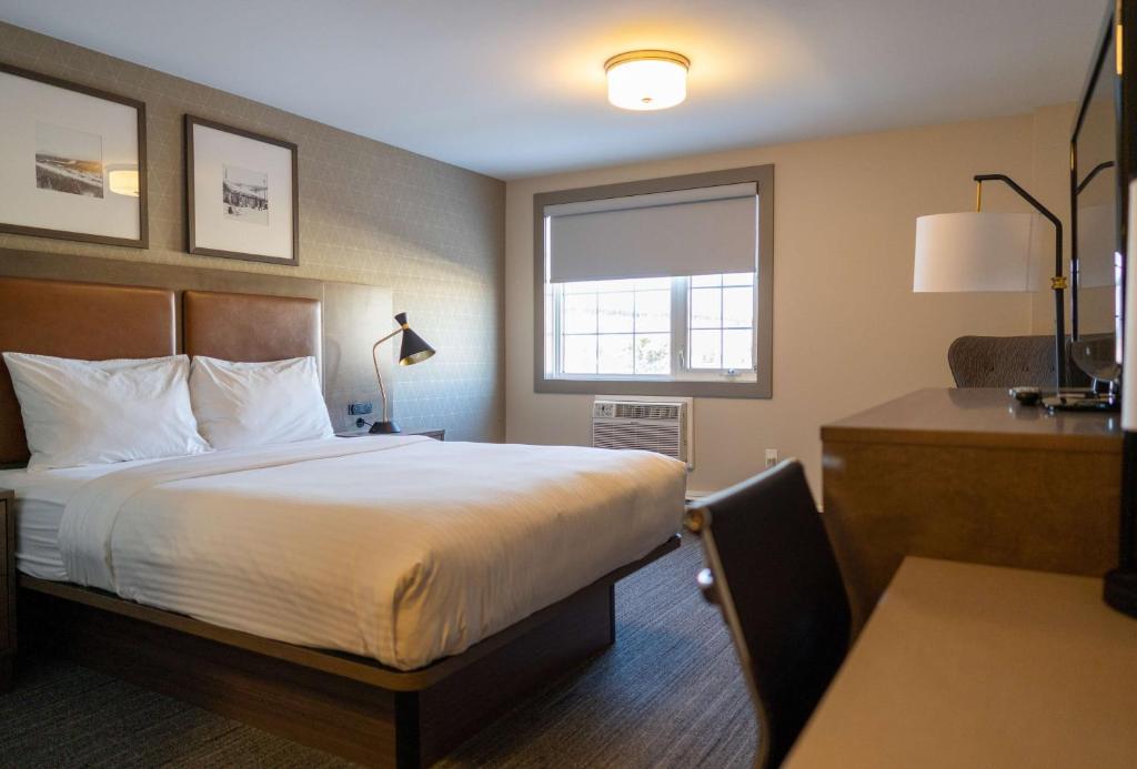 Best Western Gold Rush Inn - Tap to explore photos