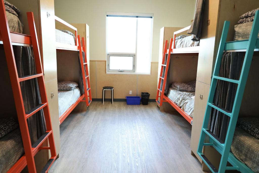 Canmore Downtown Hostel, Canmore, Alberta