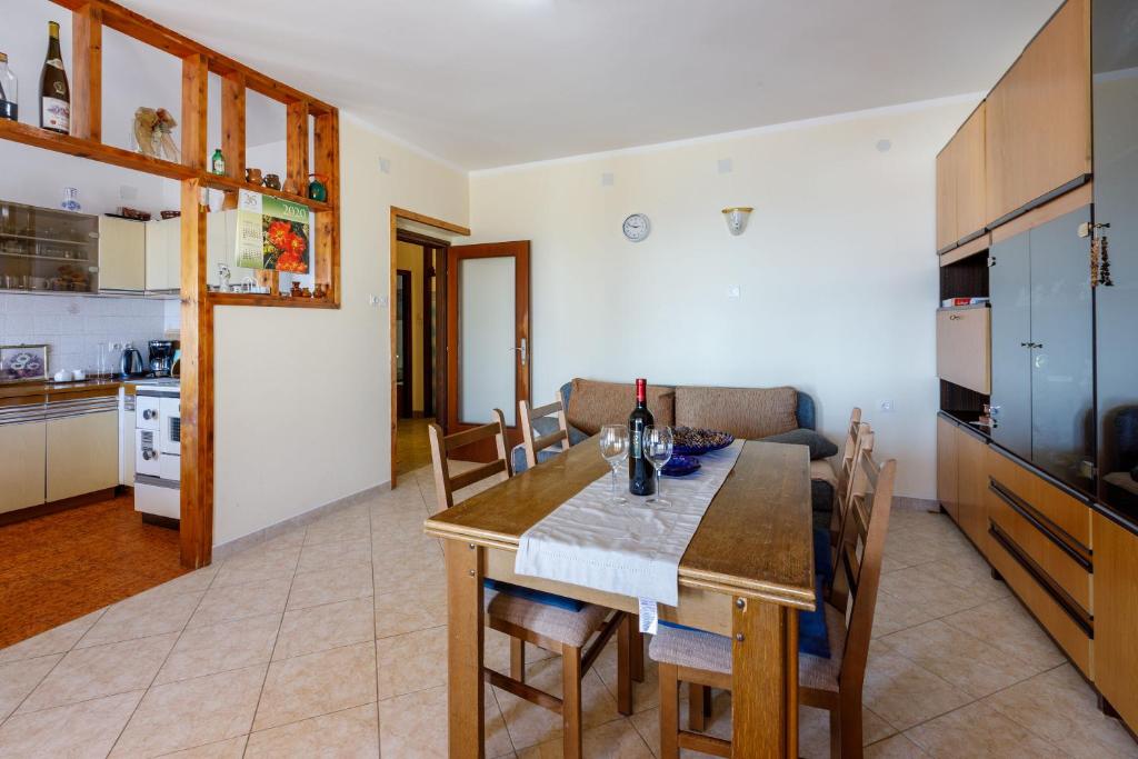 Apartments Novi photo 2