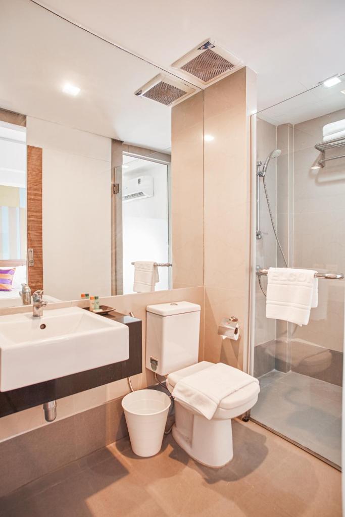Двухместный (Улучшенный двухместный номер с 1 кроватью), Asoke Suites