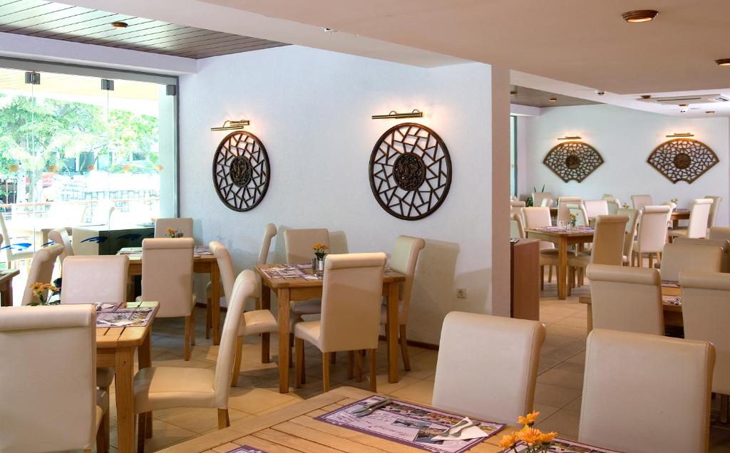 Flamingo Hotel 4* photo 1