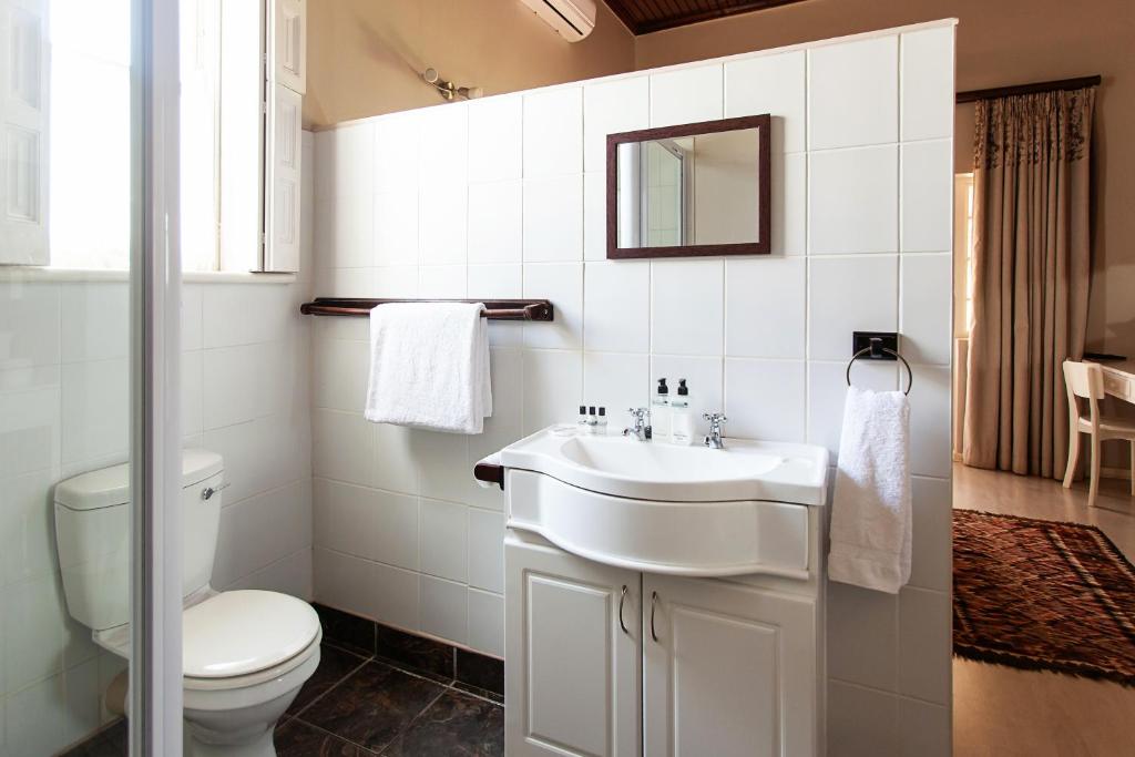 The Habit Guesthouse photo 4