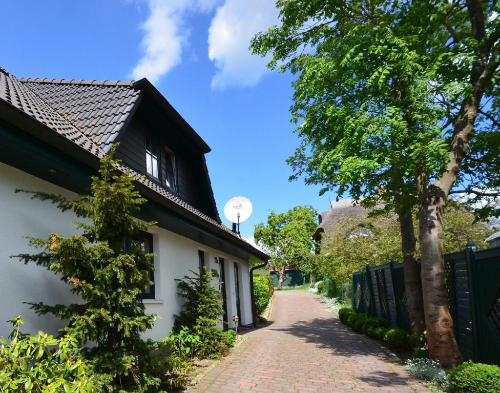 Ferienhaus-Seeadler-in-Gross-Zicker-Halbinsel-Moenchgut photo 3