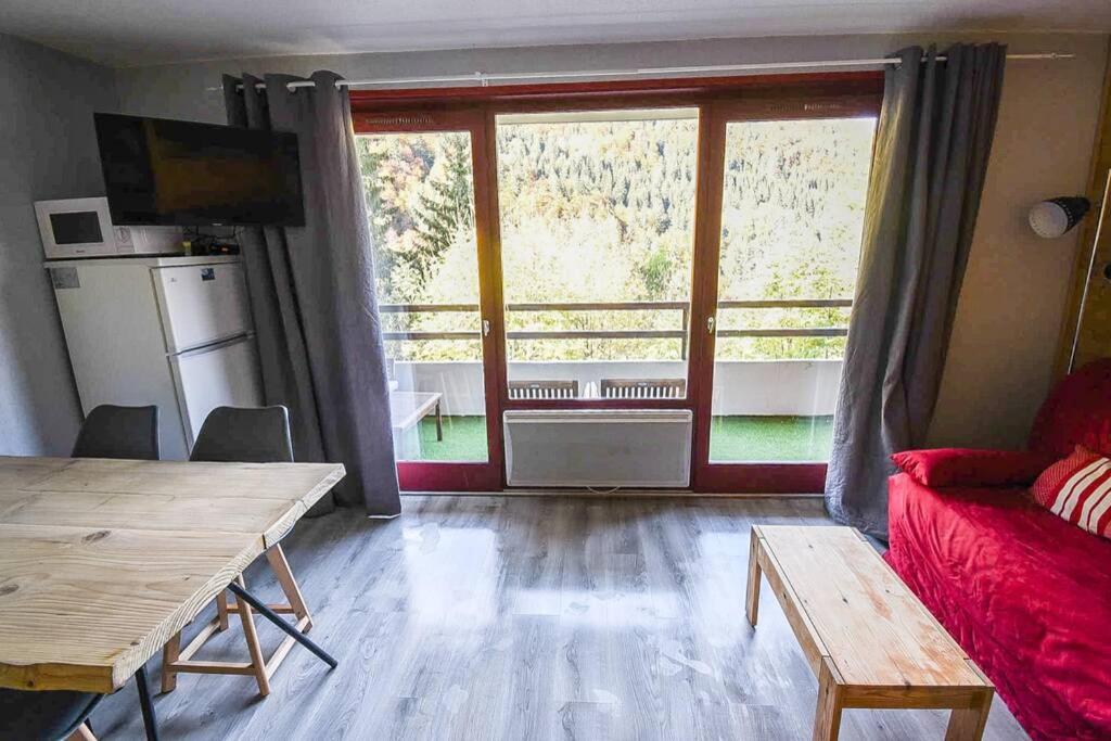 Le Relai S31 - Grand et lumineux studio avec coin montagne 4-6 pers, tout équipé, avec WIFI, à 30m des pistes avec un grand balcon, DRAPS NON COMPRIS photo 3