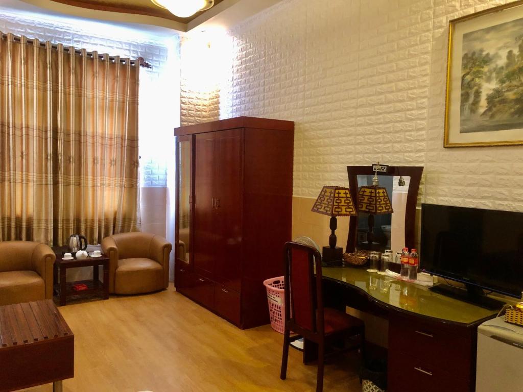 Двухместный (Улучшенный двухместный номер с 1 кроватью), Thang Loi Hotel