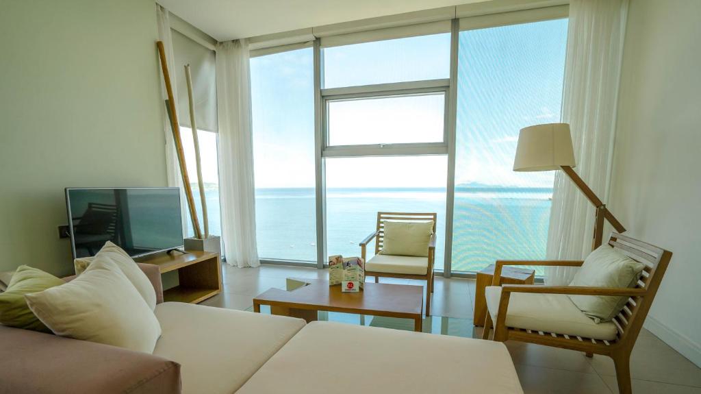 Fusion Suites Danang Beach