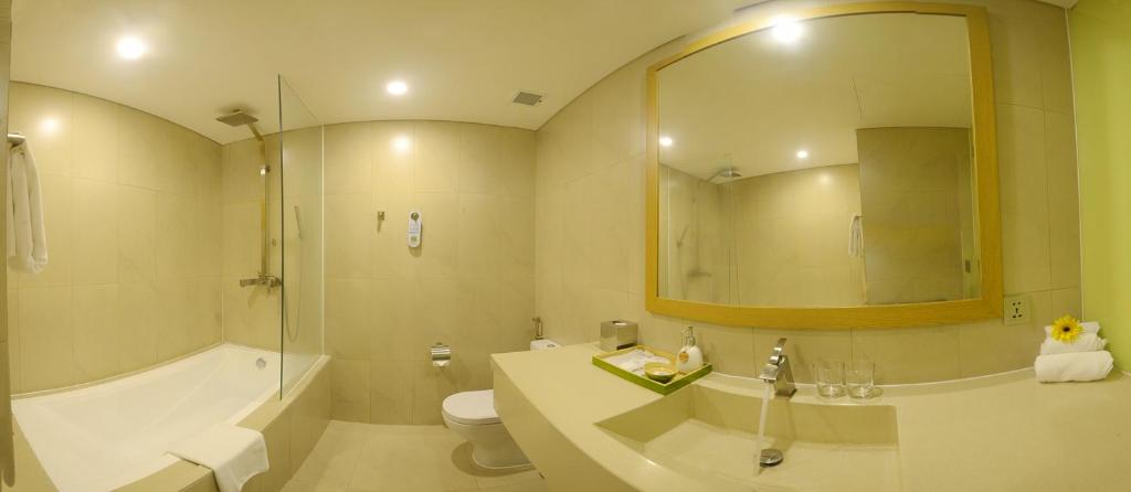 Fusion Suites Danang Beach