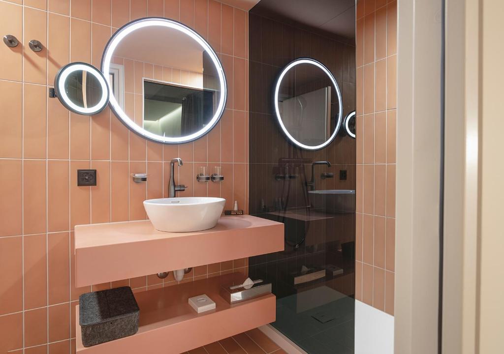 Двухместный (Классический номер с кроватью размера «queen-size»), Hotel Allegro Bern