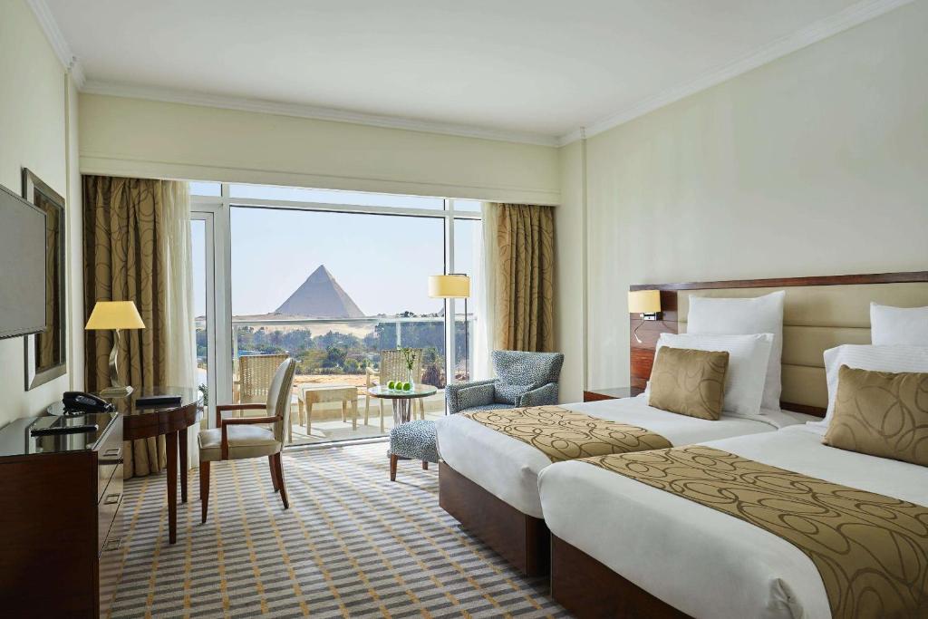 Двухместный (Номер Делюкс с видом на пирамиду), Steigenberger Pyramids Cairo