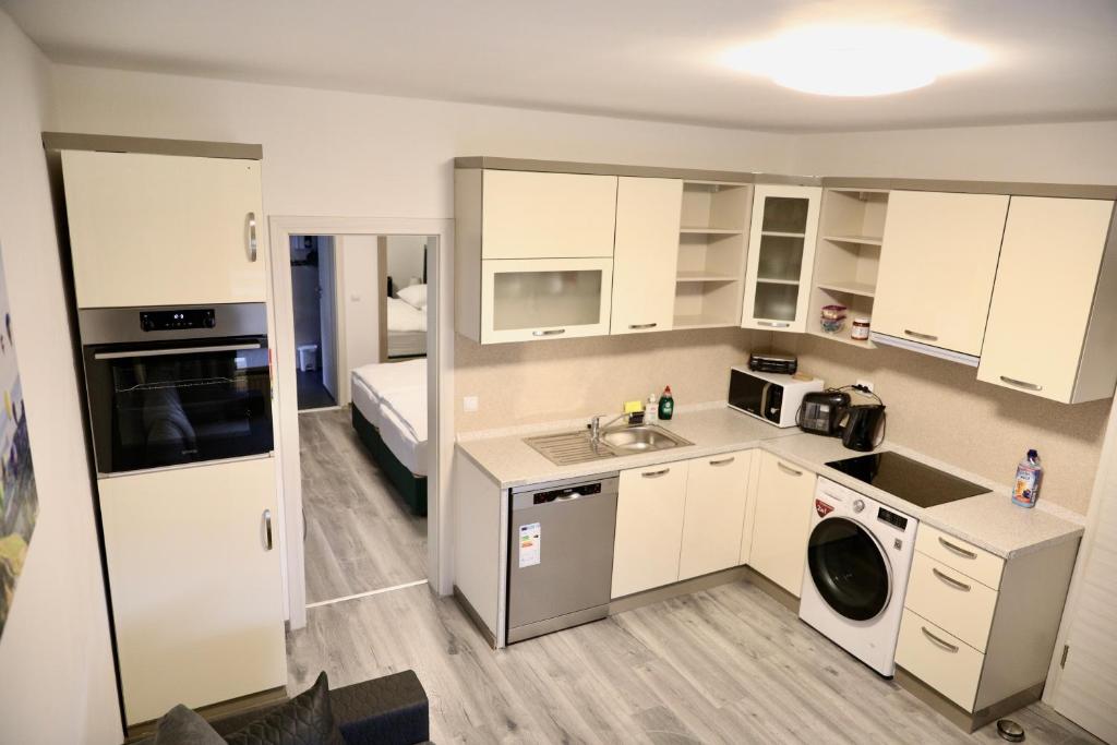 W2 Ferienwohnung-32609 Hüllhorst photo 4