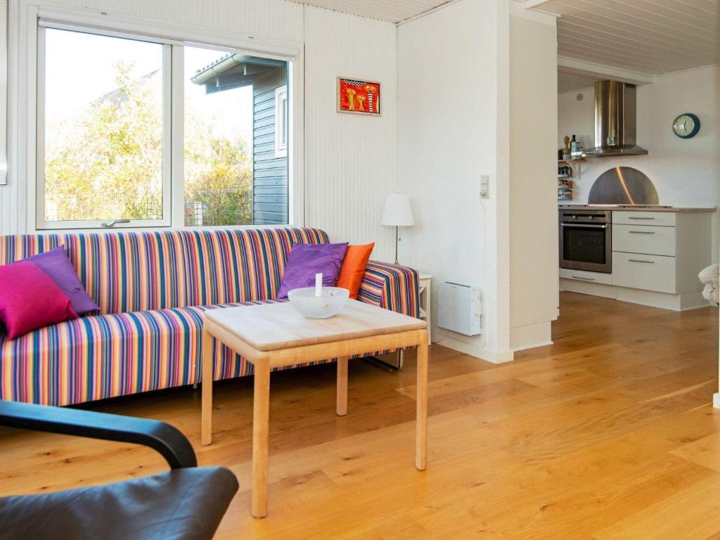 8 person holiday home in Grenaa photo 4