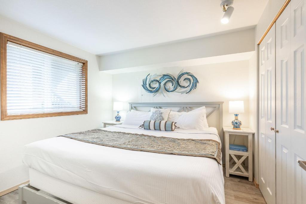 Calypso at Nautilus - Pet Friendly, Walk to beach! photo 4