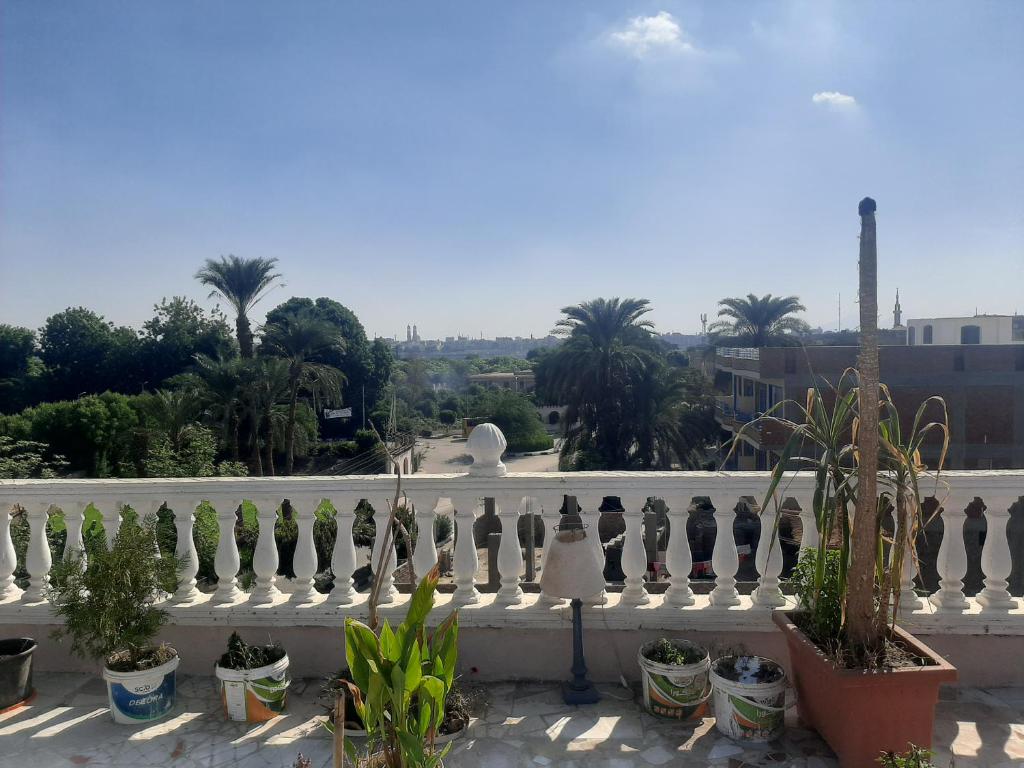 Апартаменты (Апартаменты-студио), Luxor Bella Vista Apartments and Hotel
