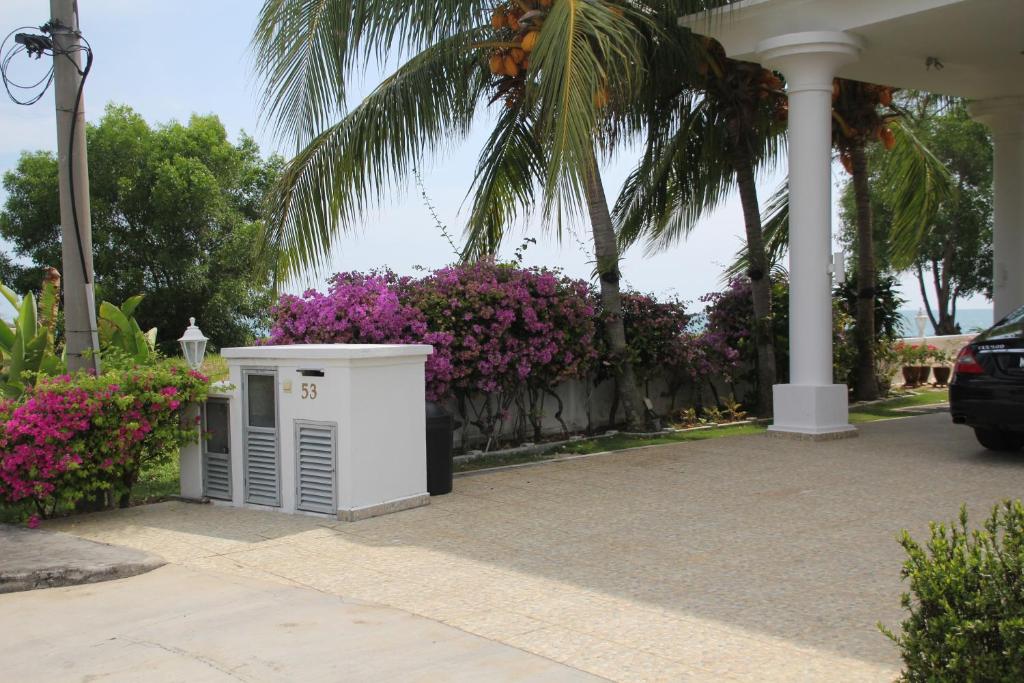 Luxery Villa Sea Side photo 3