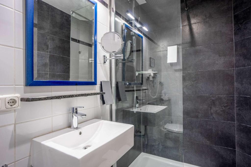 Двухместный (Номер бизнес-класса), Comfort Hotel Frankfurt City Center