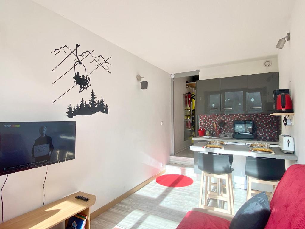 ISOLA Front de Neige - STUDIO photo 2