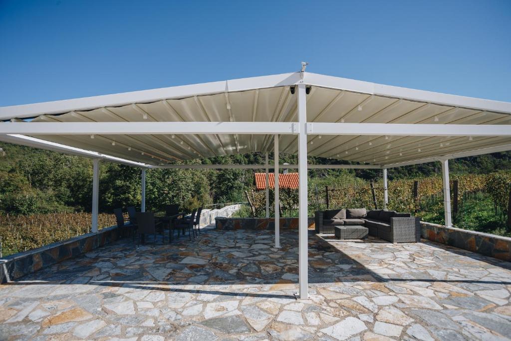 Eco Winery Lipovac Apartments photo 3