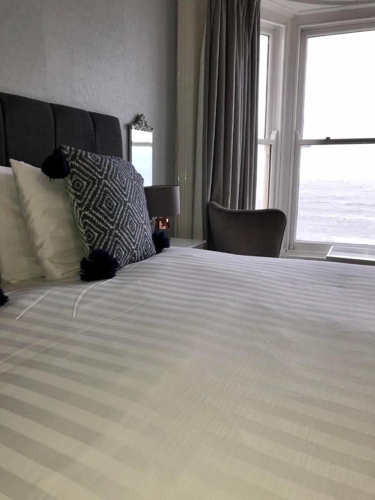 Cranwell Court Seaview Rooms and Apartments photo 3